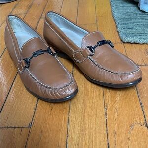 Munro “Kimi” Leather Loafers